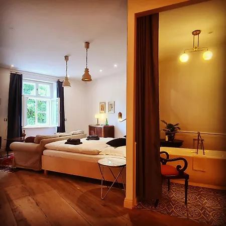 Schloss Pischkowitz Guest house